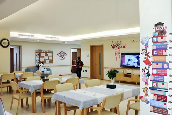 深圳市积分入户费用_不会唱歌却开演唱会，58岁的郑伊健消费情怀？ 